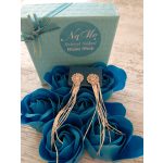 Csillogó logós alkalmi fülbevaló