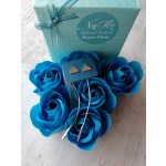 Háromszögön csüngő fülbevaló 